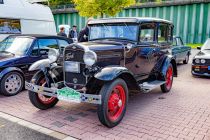 Das älteste Modell in Valbert war ein Ford Model A Fordor mit Murray-Karosserie. Das Baujahr ist 1931, das Auto hat 39 PS. • © ummeteck.de - Christian Schön
